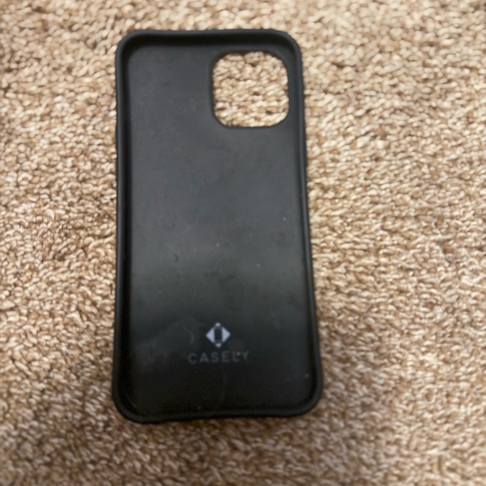 Casely iPhone 14 Pro Case with grip - Picture 2 of 3